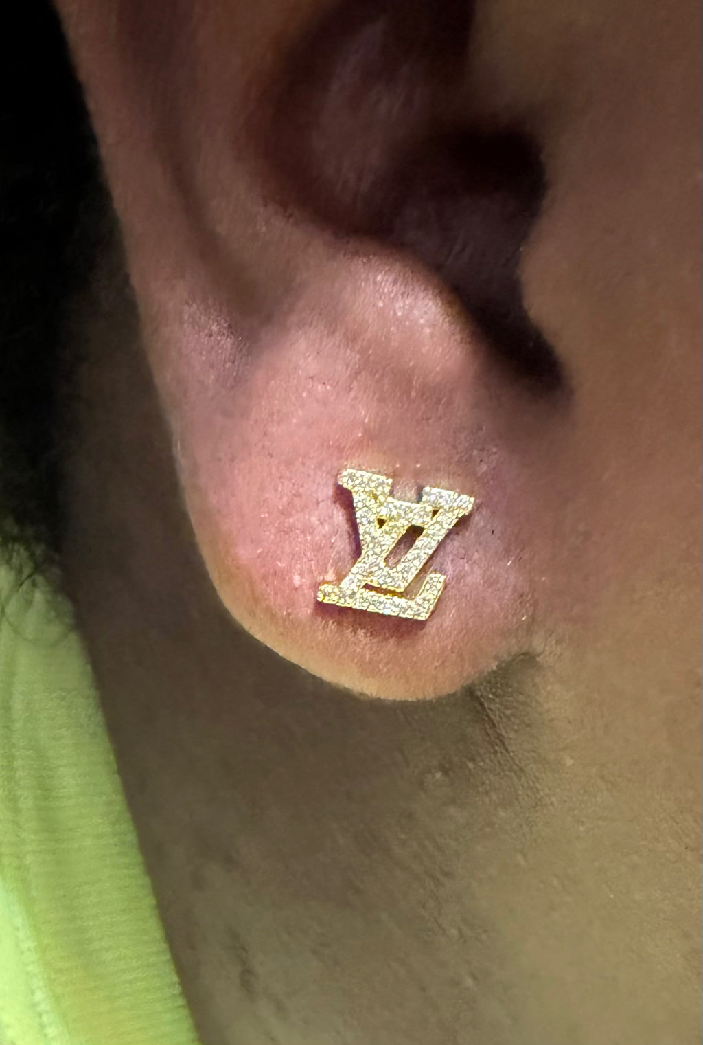 LV Gold Stud