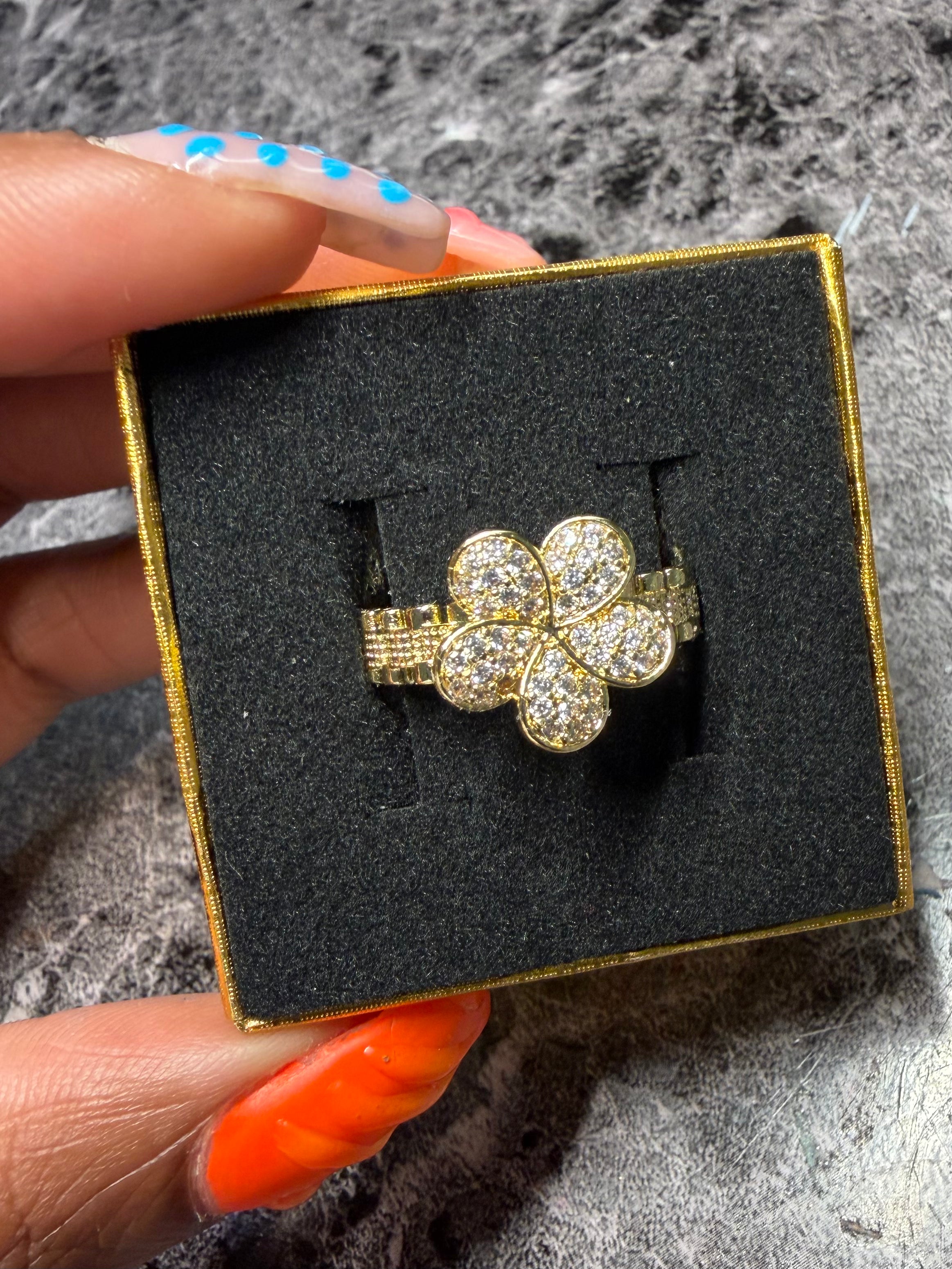 Luxe Flower Ring
