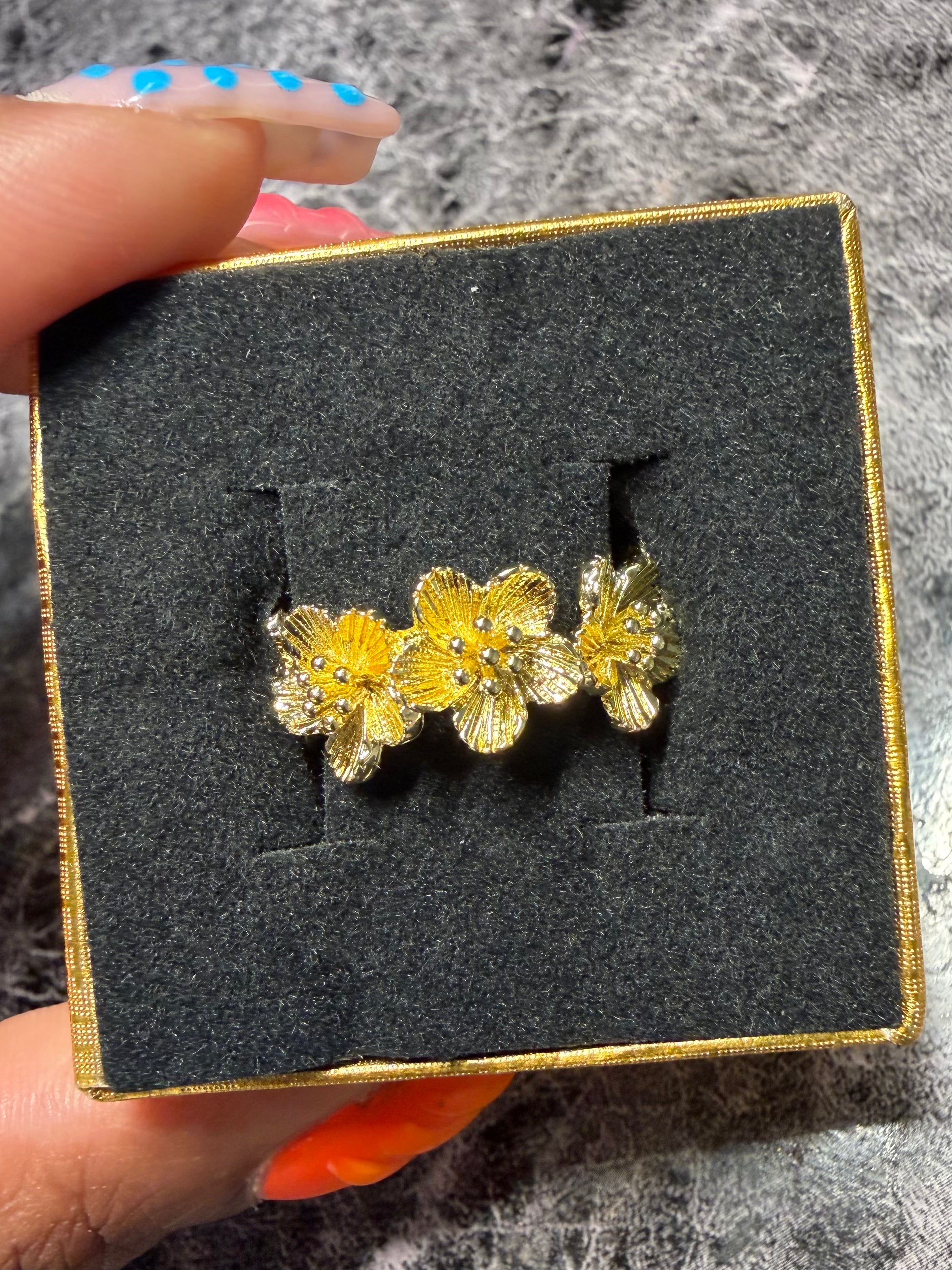 Flower Ring