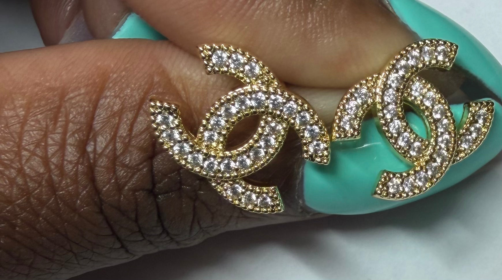 Med. Double “C” studs